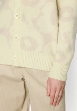Marimekko Unikko Cardigan - Vest - Light Yellow/Beige -Marimekko Winkel 036a6818f9df4eb090d7394cea4392e5 scaled