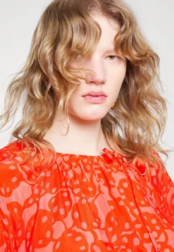 Marimekko Koboltti Rentukka Dress - Maxi-Jurk - Pink/Orange -Marimekko Winkel 10b8fe4e02114cce9dfd36c75041bc2b scaled