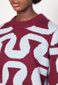 Marimekko Eksa Koukero - Trui - Dark Red/Blue -Marimekko Winkel 118beebe191141348c7130d7e7f523a9 scaled