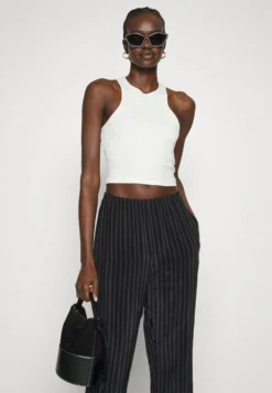 Marimekko Moreski Piccolo Trousers - Broek - Black/Dark Grey -Marimekko Winkel 1db5a7a965f14f83ada182e7c03944af scaled