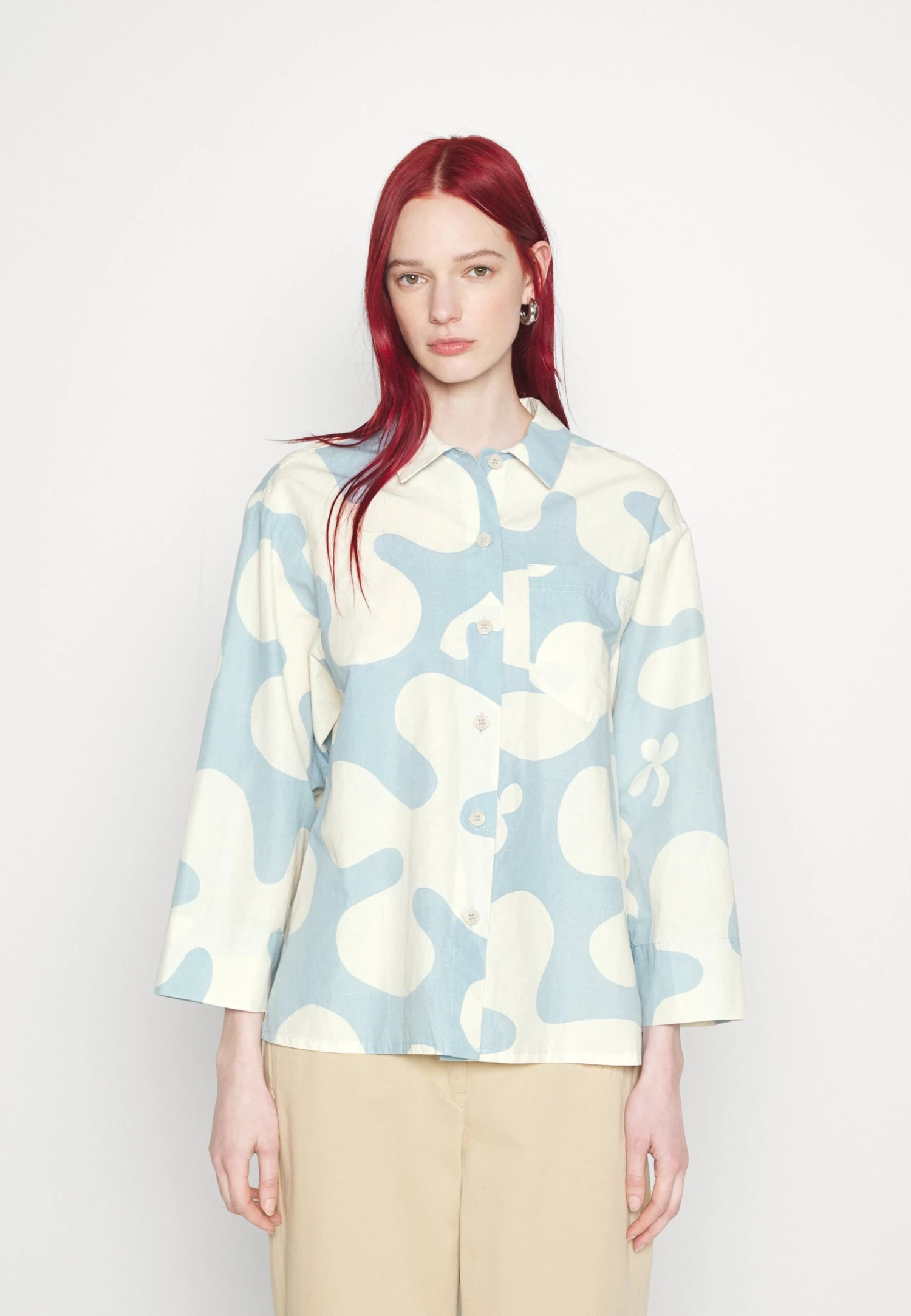Marimekko Hilba Pulloposti- Overhemdblouse - Light Indigo, Off-White 3 Marimekko Hilba Pulloposti- Overhemdblouse - Light Indigo, Off-White - Afbeelding 3