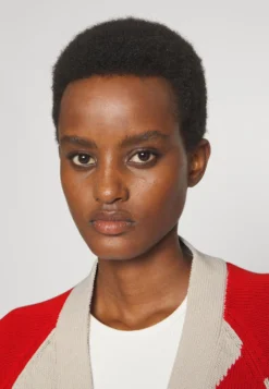 Marimekko Mortu Pulloposti Cardigan - Vest - Red/Sand -Marimekko Winkel 2c7d40f71d964854bf03840002da16aa scaled