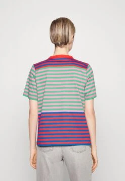 Marimekko Tasaraita Relaxed Shortsleeve - T-Shirt Print - Red/Blue/Pink/Green -Marimekko Winkel 359a5a418bff48e6b3c3a0d5f21bbe80