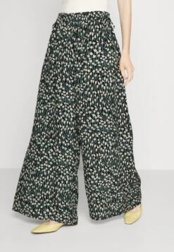 Marimekko Arkadi Tuulahdus Trousers - Broek - Black/Green/Off White