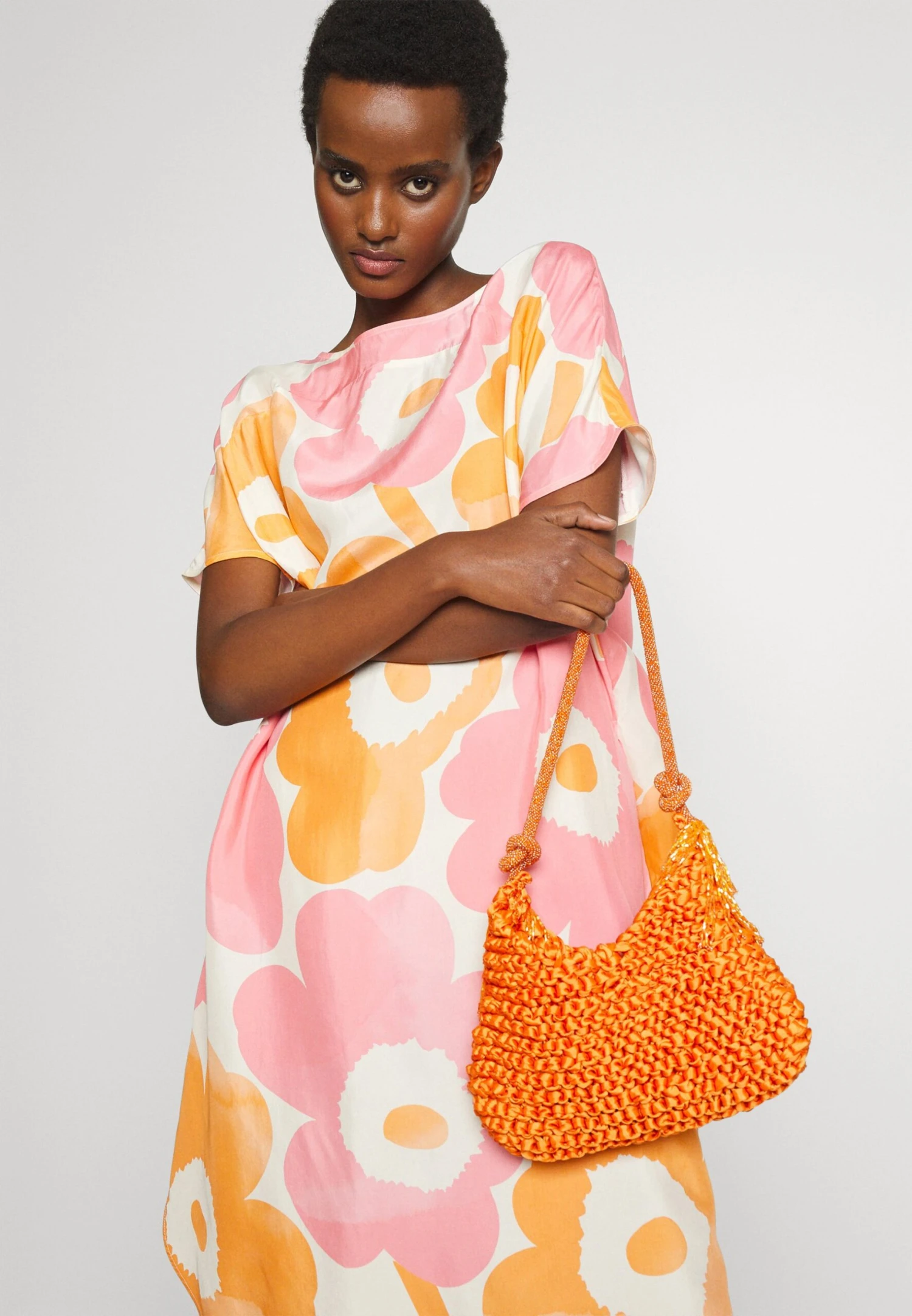 Marimekko Majus Unikko- Jurk - Off-White/Orange/Pink 4 Marimekko Majus Unikko- Jurk - Off-White/Orange/Pink - Afbeelding 4