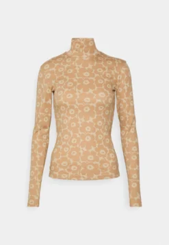 Marimekko Pilke Unikko Turtleneck - Longsleeve - Beige/Brown 14 Marimekko Pilke Unikko Turtleneck - Longsleeve - Beige/Brown -Marimekko Winkel 5222fdf9dfcf47fb8e9cc6abd6a57dd9 scaled