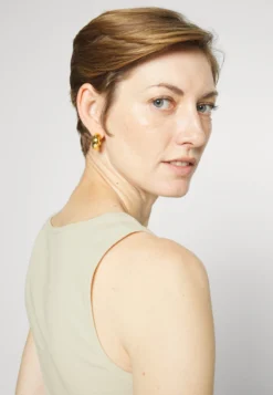 Marimekko Solid Tank Top - Top - Off-White 9 Marimekko Solid Tank Top - Top - Off-White -Marimekko Winkel 6138ac7f0596493eba6332f4008f3be6 scaled