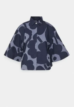 Marimekko Kiertorata Unikko- Overhemdblouse - Blue/Dark Blue -Marimekko Winkel 6ac53307efe6480399feea701b21fad0 scaled