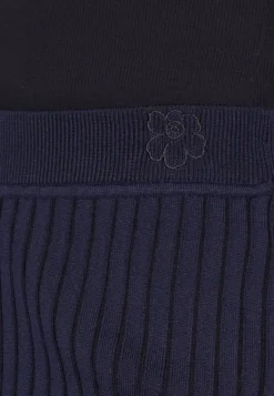 Marimekko Radia Knitted Pants - Broek - Blue/Black -Marimekko Winkel 7d8be8aec6074c758064ae279ea72fbf scaled
