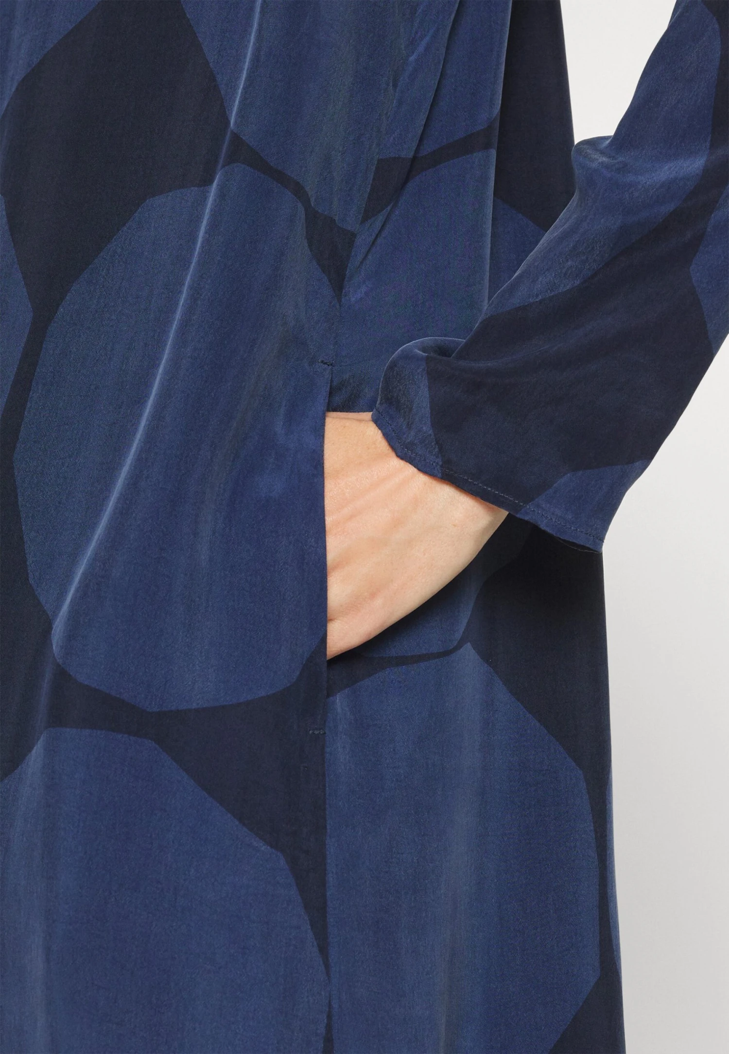 Marimekko Impasto Kivet Dress - Blousejurk - Dark Blue 5 Marimekko Impasto Kivet Dress - Blousejurk - Dark Blue - Afbeelding 5