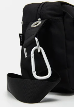 Marimekko My Things Bag - Schoudertas - Black -Marimekko Winkel 8ca9d719ac2248b9946c8b05e36a7a04 scaled