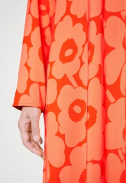 Marimekko Emmakaisa Dress - Maxi-Jurk - Red/Orange -Marimekko Winkel 8e63ce0cb4d54808ba6fc3fb6a0e687d scaled