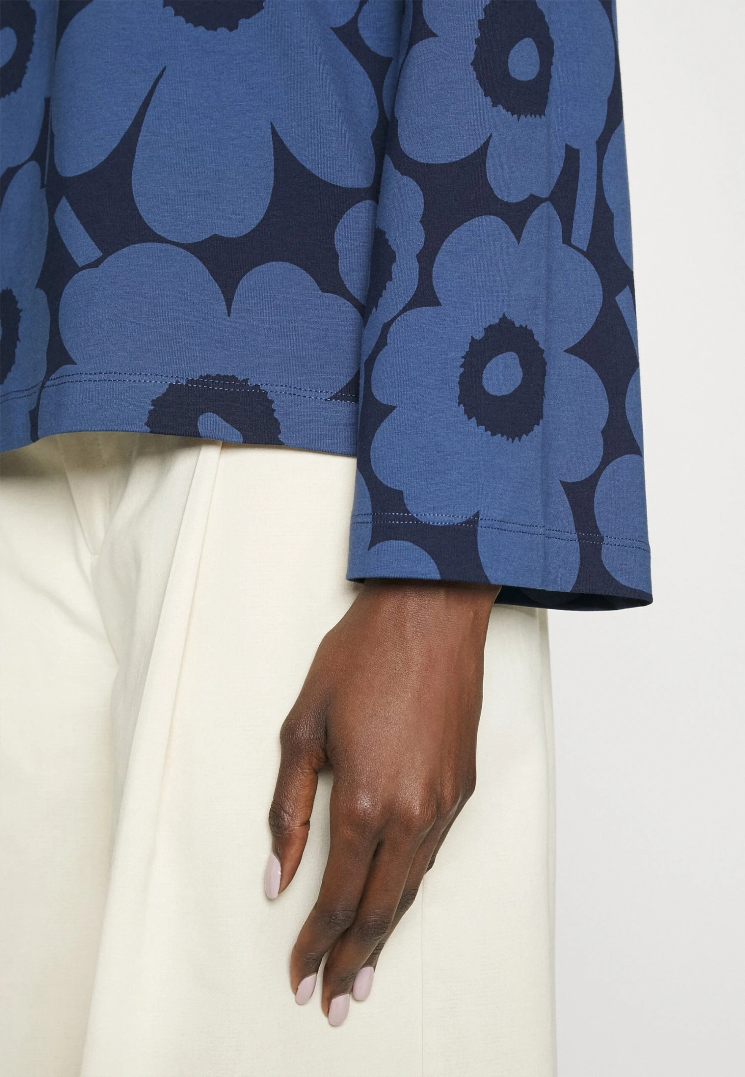 Marimekko Maissi Unikko- Longsleeve - Blue, Dark Blue 5 Marimekko Maissi Unikko- Longsleeve - Blue, Dark Blue - Afbeelding 5