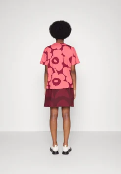Marimekko Judy Skirt - Minirok - Dark Red/Wine Red -Marimekko Winkel b4df039282b141f6ac6182357d269a4a scaled