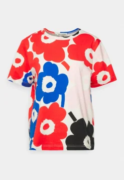 Marimekko Erna Relaxed Pieni Unikko - T-Shirt Print - Red/Black/Blue -Marimekko Winkel b680290454d24f9e9d445fc3436e42e2 scaled