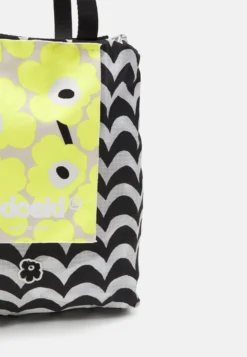Marimekko Shopper - Yellow/Beige/Black -Marimekko Winkel b9f13b0fdb314da087121efce8487838 scaled