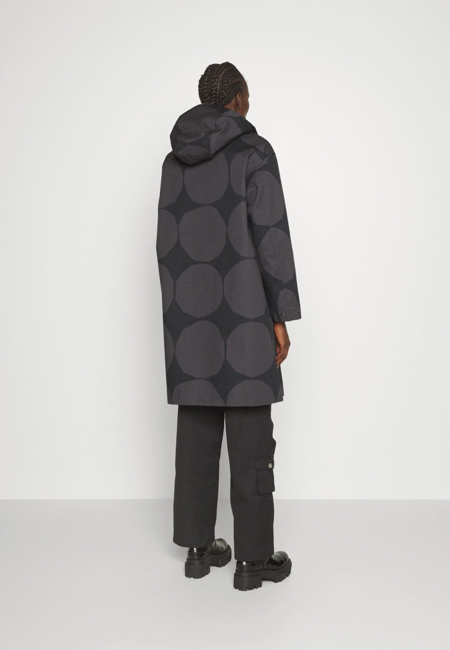 Marimekko Mangaani Kivet - Mantel - Dark Grey, Black 3 Marimekko Mangaani Kivet - Mantel - Dark Grey, Black - Afbeelding 3