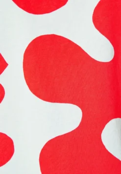 Marimekko Amela Pulloposti - T-Shirt Print - Light Blue/Red -Marimekko Winkel d2a038bacbdf4e828d24e860846c12dc scaled