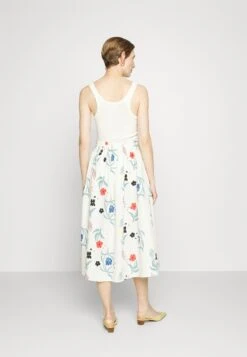 Marimekko Garrel Herbaario Skirt - A-Lijn Rok - White/Green/Blue/Red -Marimekko Winkel e73cbb65b04c40dea06eec50b932ca7b