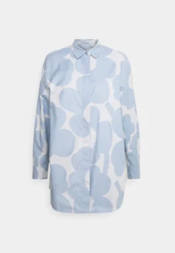 Marimekko Ruoste Unikko- Overhemdblouse - Light Blue/Blue 8 Marimekko Ruoste Unikko- Overhemdblouse - Light Blue/Blue -Marimekko Winkel ea16c8520eea49f8b1293bd7b1fccd2a scaled