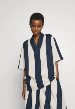 Marimekko Poula Maalis Blouse - Blouse - Off-White/Dark Navy