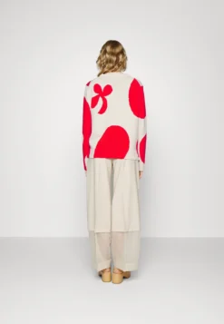 Marimekko Meethe Pulloposti - Trui - Röd -Marimekko Winkel efe61b144f994f998ebbb23b0ca1ee6f scaled