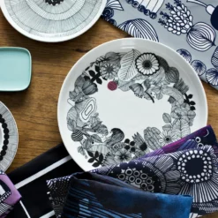 Marimekko Siirtolapuutarha Schotel -Marimekko Winkel p 18009 01 03 97b5deeceb